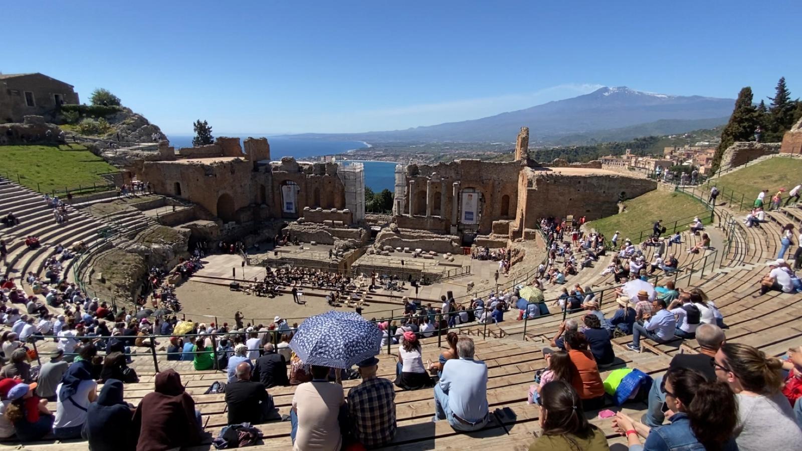 Parco Naxos Taormina, Concerto di primavera 2024 al Teatro Antico | VIDEO